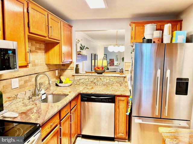 6123 LIVERPOOL LN, Alexandria, VA 22315