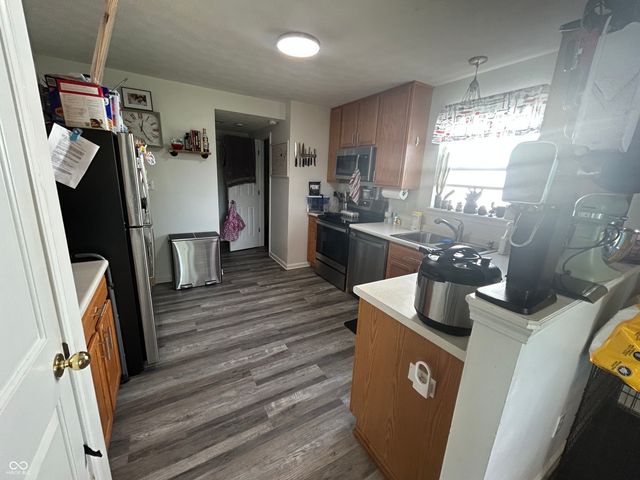 429 E Clear Lake Lane, Westfield, IN 46074