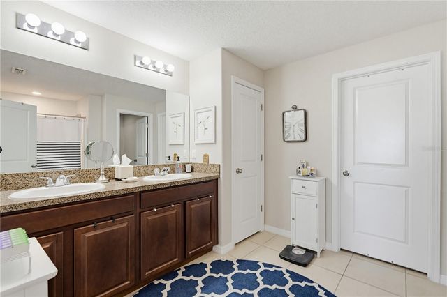 2202 4TH STREET SW, Ruskin, FL 33570