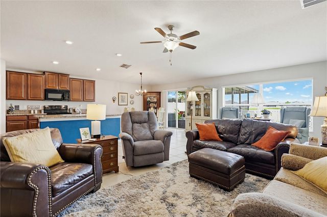 2202 4TH STREET SW, Ruskin, FL 33570