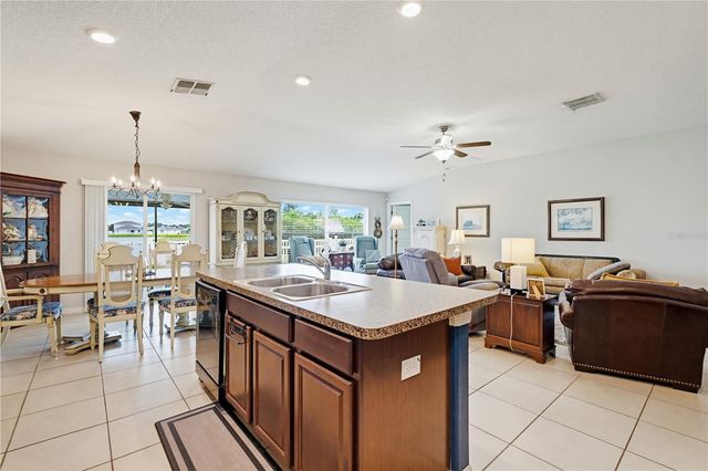 2202 4TH STREET SW, Ruskin, FL 33570