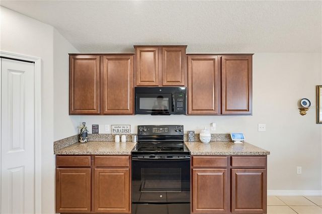 2202 4TH STREET SW, Ruskin, FL 33570