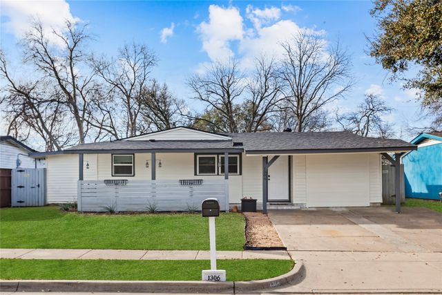 1306 E Lovers Lane, Arlington, TX 76010