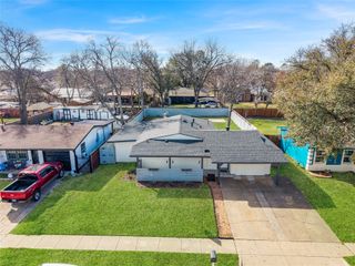 1306 E Lovers Lane, Arlington, TX 76010
