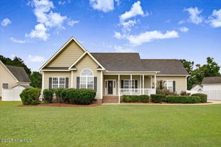 102 Melrose Place, Pikeville, NC 27863