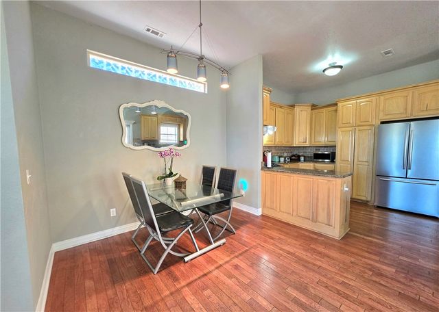661 Rupple Road, Fayetteville, AR 72704