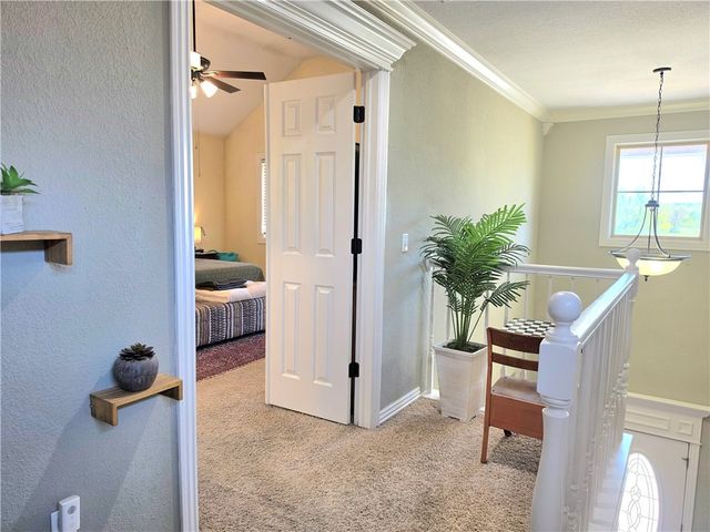 661 Rupple Road, Fayetteville, AR 72704