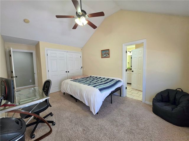 661 Rupple Road, Fayetteville, AR 72704