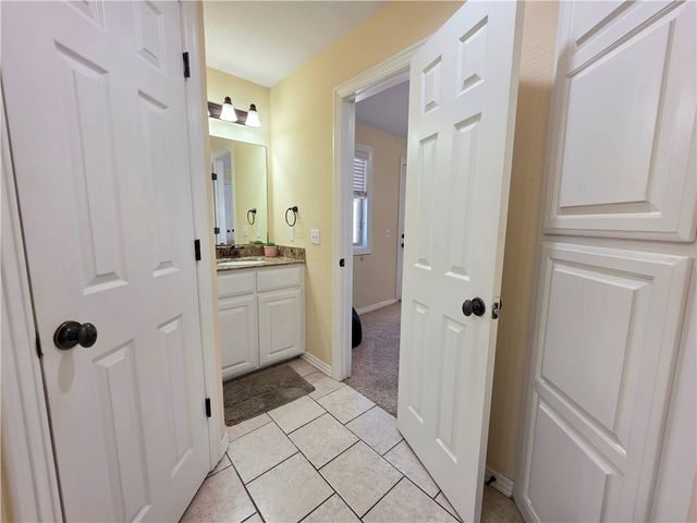 661 Rupple Road, Fayetteville, AR 72704