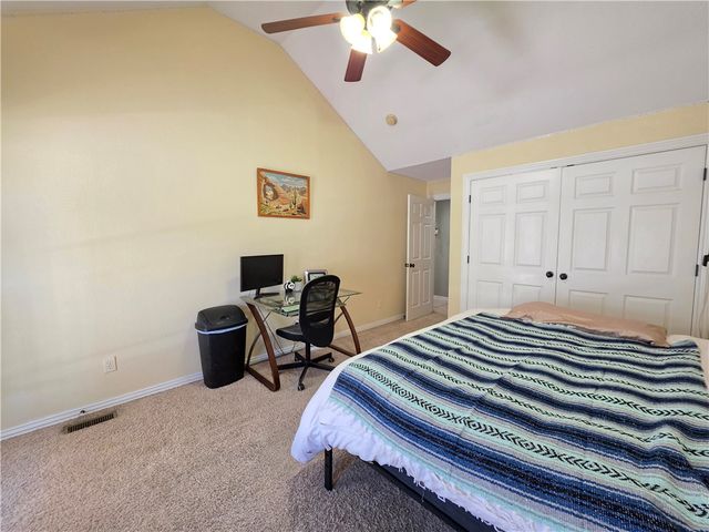 661 Rupple Road, Fayetteville, AR 72704