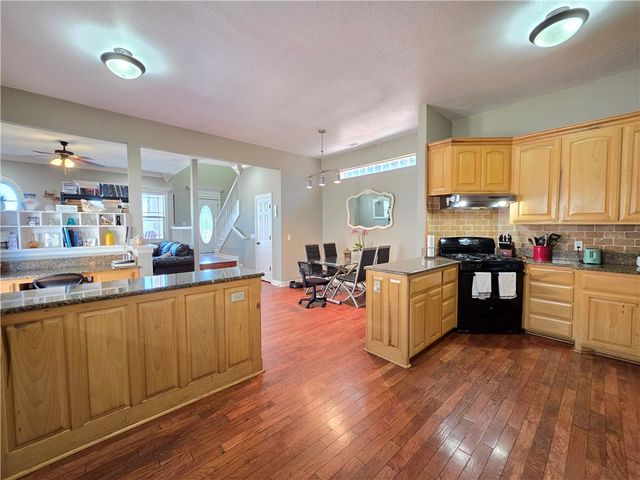 661 Rupple Road, Fayetteville, AR 72704