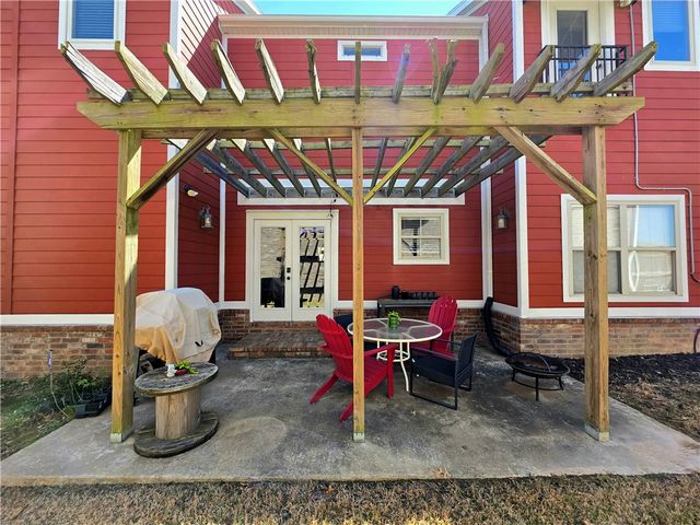 661 Rupple Road, Fayetteville, AR 72704