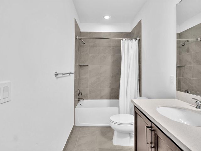556 Sanderling Circle, Deerfield Beach, FL 33442