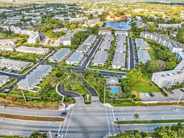 556 Sanderling Circle, Deerfield Beach, FL 33442