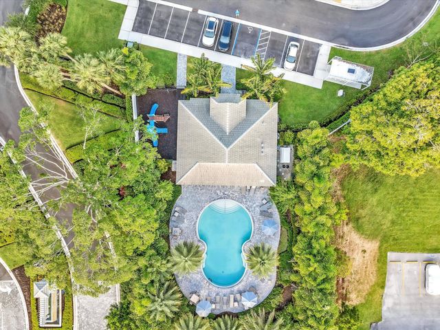 556 Sanderling Circle, Deerfield Beach, FL 33442