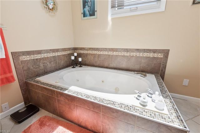 2101 Piney Woods Ct, Virginia Beach, VA 23456