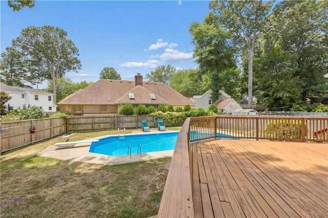 2101 Piney Woods Ct, Virginia Beach, VA 23456
