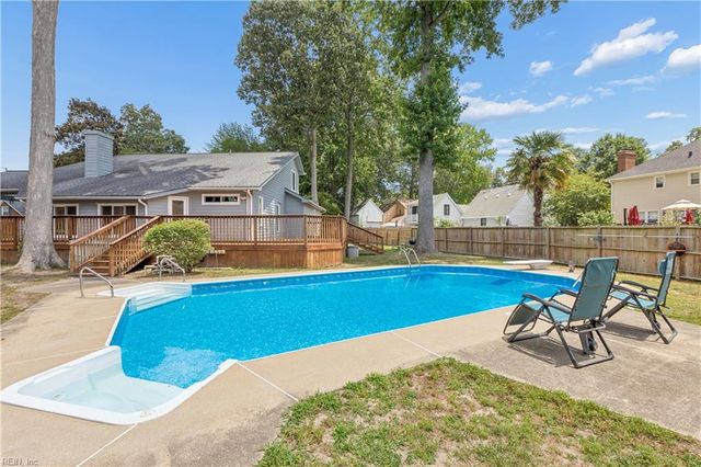 2101 Piney Woods Ct, Virginia Beach, VA 23456