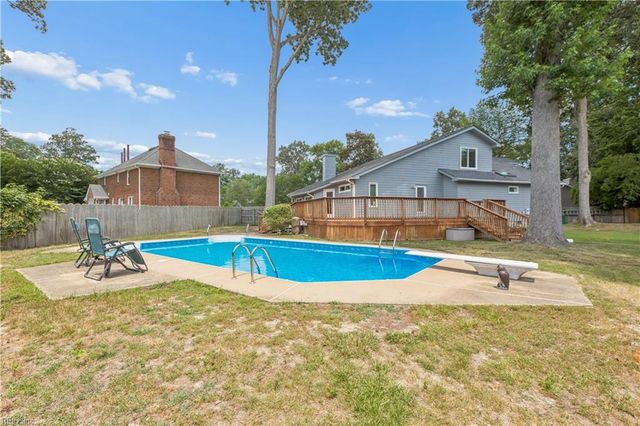 2101 Piney Woods Ct, Virginia Beach, VA 23456