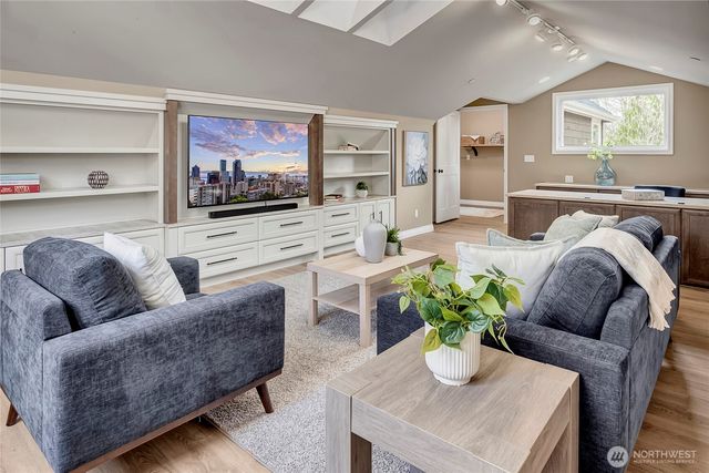 21625 NE 175th Street, Woodinville, WA 98077