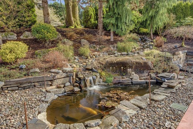 21625 NE 175th Street, Woodinville, WA 98077