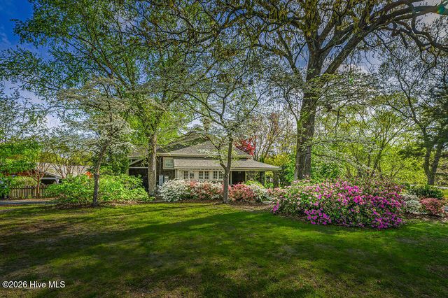 200 Cameron Avenue, Vass, NC 28394
