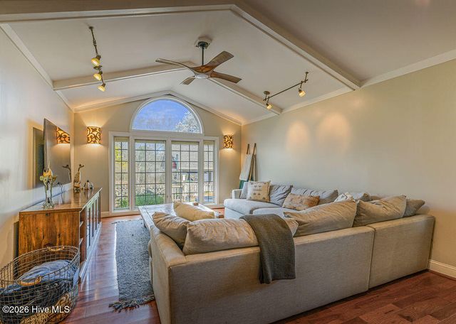 200 Cameron Avenue, Vass, NC 28394