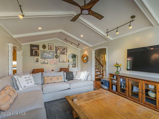 200 Cameron Avenue, Vass, NC 28394