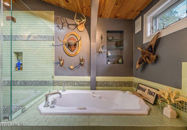 200 Cameron Avenue, Vass, NC 28394