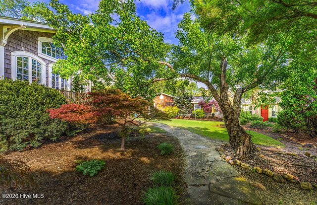 200 Cameron Avenue, Vass, NC 28394