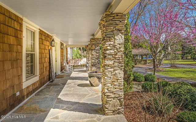 200 Cameron Avenue, Vass, NC 28394