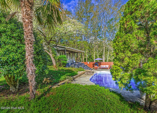 200 Cameron Avenue, Vass, NC 28394