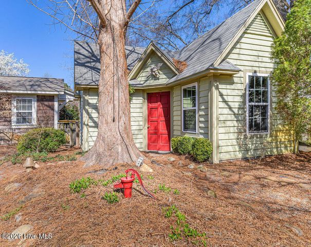200 Cameron Avenue, Vass, NC 28394