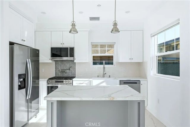10538 La Reina, Downey, CA 90241
