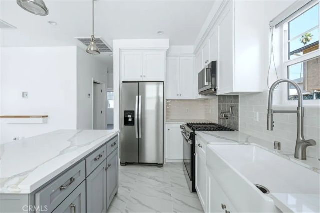 10538 La Reina, Downey, CA 90241