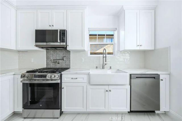 10538 La Reina, Downey, CA 90241