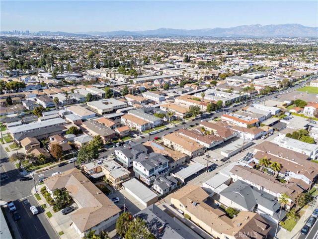 10538 La Reina, Downey, CA 90241