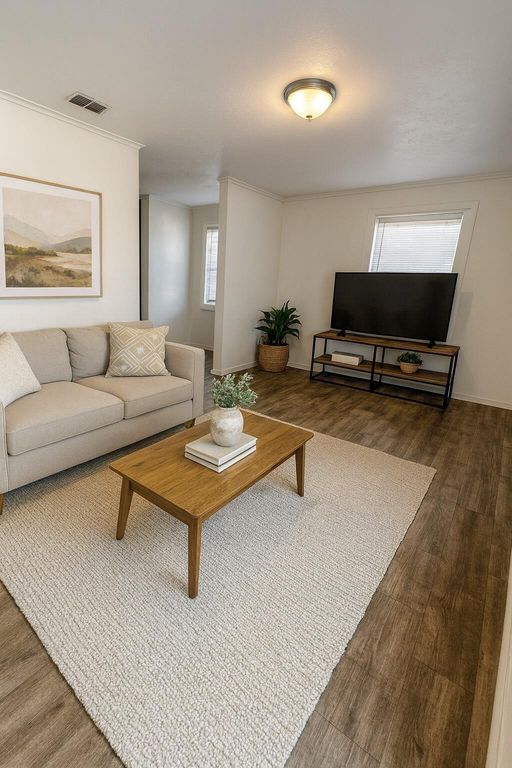 709 W 4th Street, Riviera Beach, FL 33404