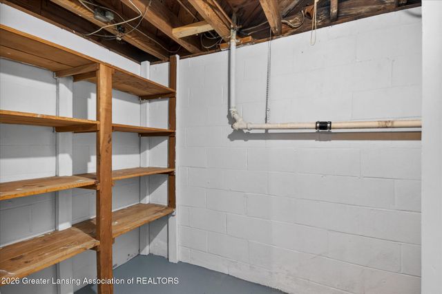 546 Hamilton Avenue, Lansing, MI 48910