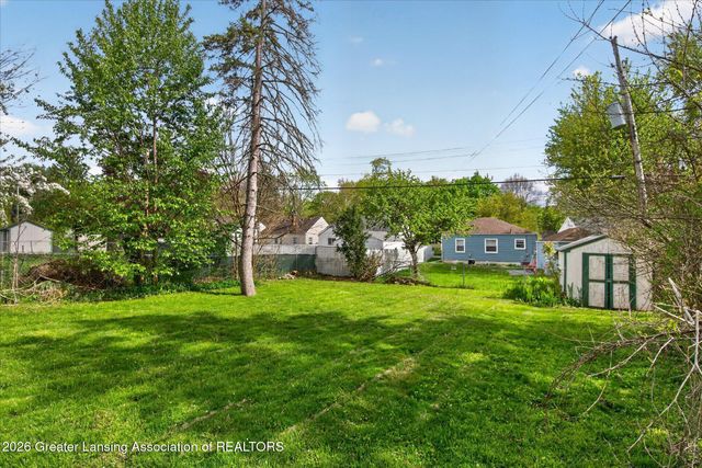 546 Hamilton Avenue, Lansing, MI 48910