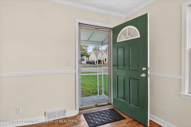 546 Hamilton Avenue, Lansing, MI 48910