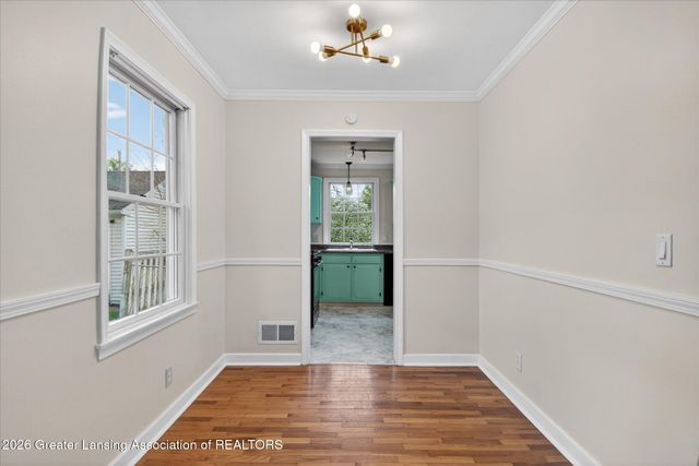 546 Hamilton Avenue, Lansing, MI 48910