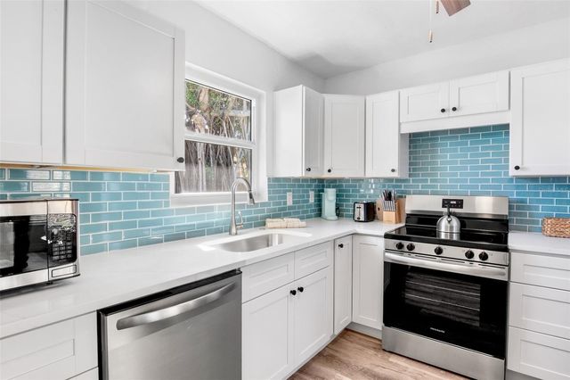1138 SUN N SEA DRIVE, Sarasota, FL 34242