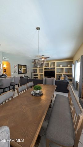 1372 SILVER GATE Place, El Paso, TX 79936