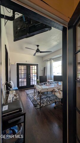 1372 SILVER GATE Place, El Paso, TX 79936