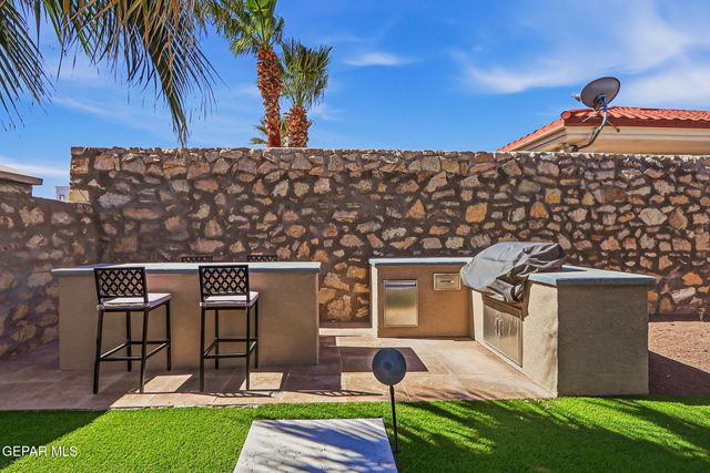 1372 SILVER GATE Place, El Paso, TX 79936