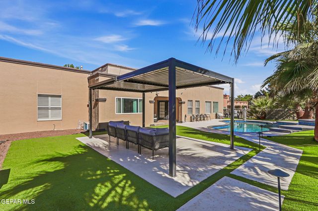 1372 SILVER GATE Place, El Paso, TX 79936