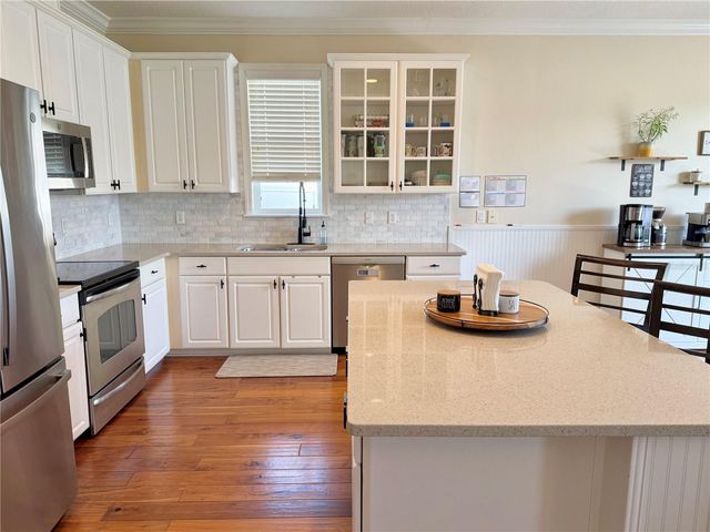 287 FALLEN OAK COURT, Eustis, FL 32736