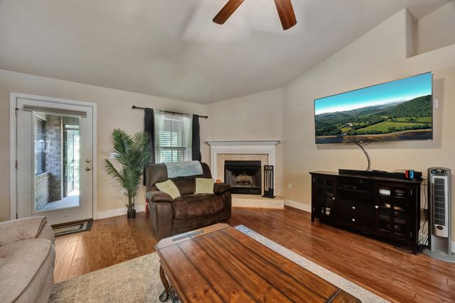 2428 Genevieve Way, Crestview, FL 32536