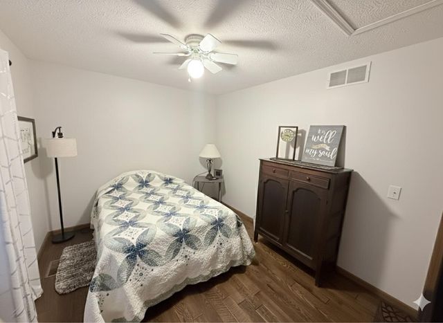 911 S Lincoln Avenue, Three Rivers, MI 49093